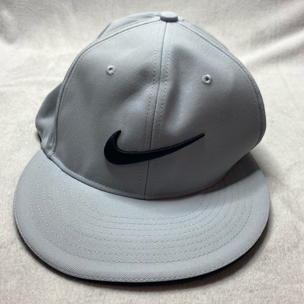 Nike Golf black and gray ballcap size small